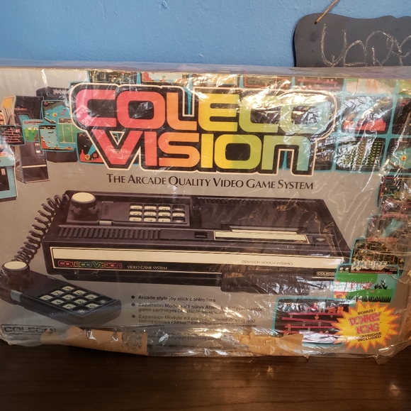 COLECOVISION CONSOLE IN THE BOX - Picture 1 of 5